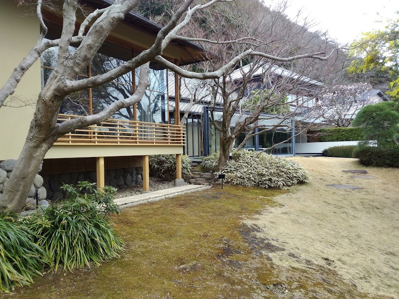 庭とともに受け継がれる住まい